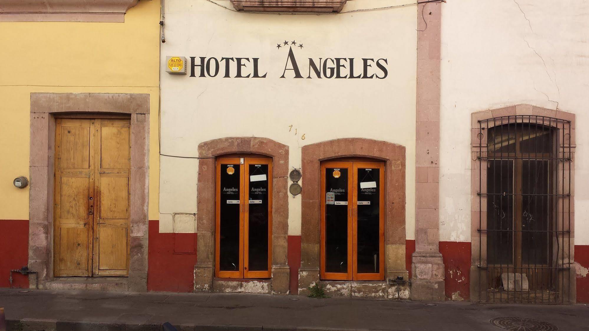 Oyo Hotel Angeles Zacatecas Eksteriør bilde